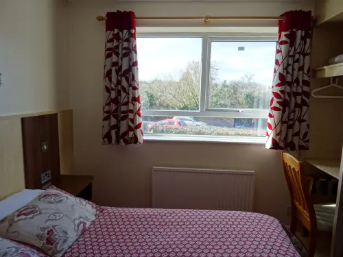 The Gatwick White House Hotel Photos