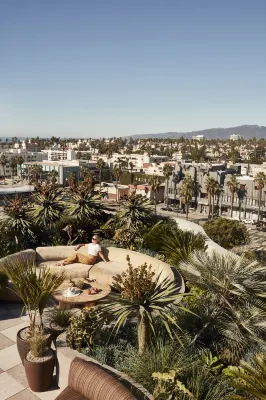 Santa Monica Proper Hotel, a Member of Design Hotels À proximité de l'hôtel Photos