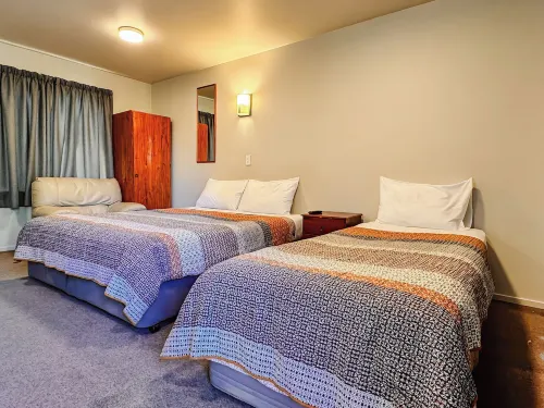 Bealey Avenue Motel Photos