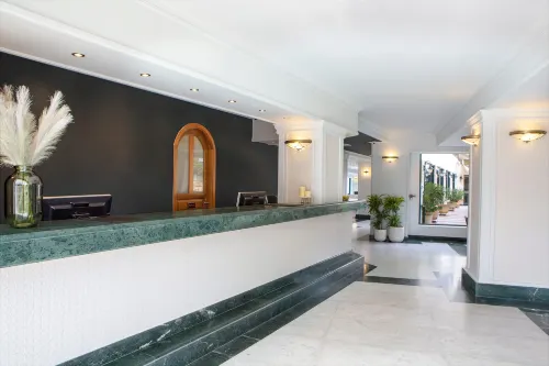 Ramada by Wyndham, Athens Club Attica Riviera Espaces publics Photos