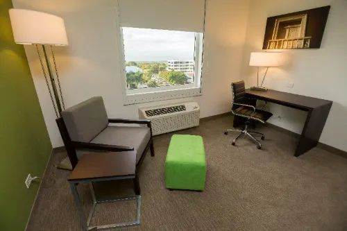 Holiday Inn Express Managua Rum Photos