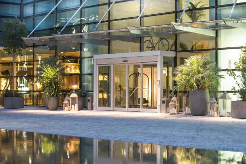 Innside Milano Torre Galfa À proximité de l'hôtel Photos