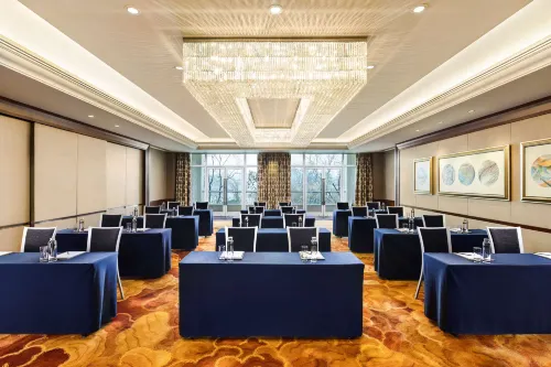 Hilton Hangzhou Qiandao Lake Resort Business Photos