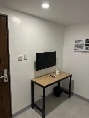 Aden Hotel Rooms Photos