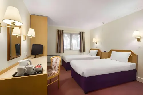 Days Inn by Wyndham Cannock Norton Canes M6 Toll Photos