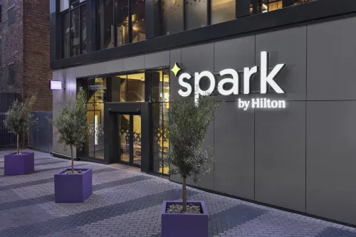 Spark by Hilton London Romford Exterior Photos