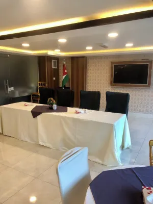 Ream Hotel Amman Geschäftseinrichtungen Photos
