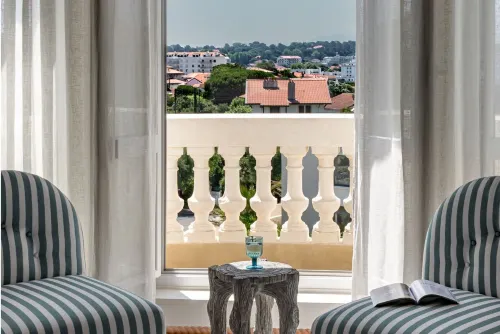 Regina Experimental Biarritz Rooms Photos