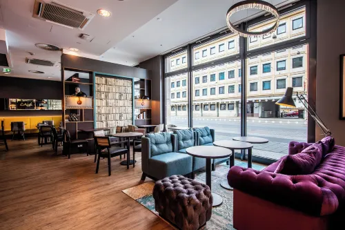 Premier Inn Nürnberg City Centre Hotel Öffentliche Flächen Photos