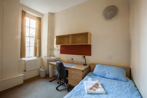 LSE Passfield Hall Rooms Photos