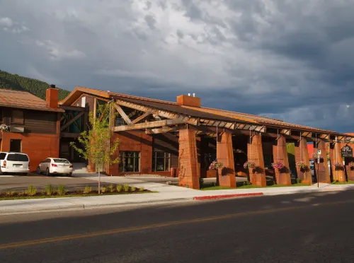 49'er Inn & Suites Exterior Photos
