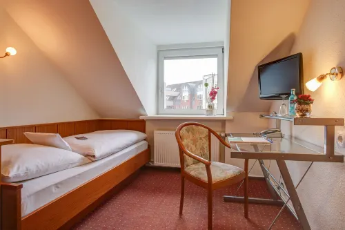 Ina Hotel Consul Zimmer Photos