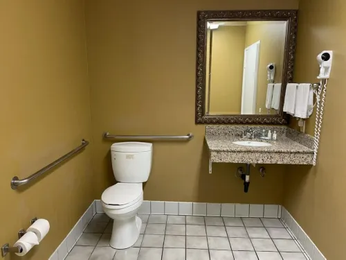 Quality Inn & Suites Westminster Seal Beach Photos
