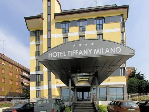Hotel Tiffany Milano Exterior Photos