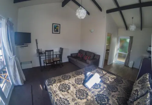 Anchor Lodge Motel Photos
