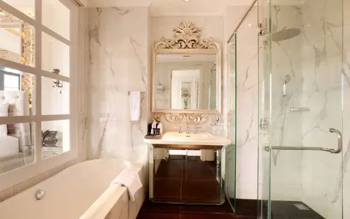 Lafayette Boutique Hotel Yogyakarta Kamar Photos
