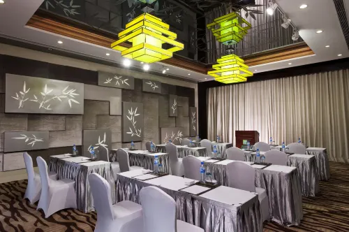 Holiday Inn Changzhou Wujin Business Photos