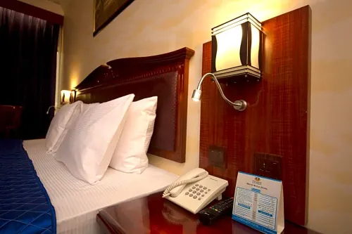 Mount Royal Hotel Rooms Photos