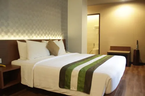 Grand Whiz Hotel Nusa Dua Bali Номера Photos