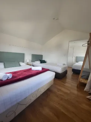 What Else Guest House - Fatima Photos