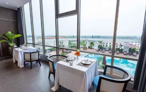 White Lotus Hue Hotel Makanan Photos
