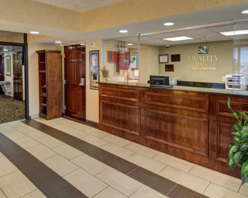 Clarion Hotel & Suites BWI Airport North Espaces publics Photos