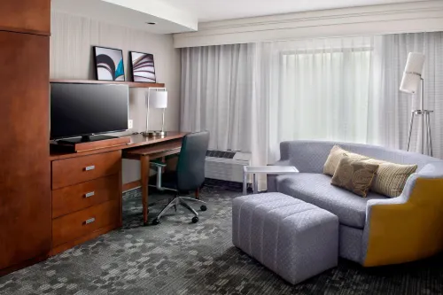 Courtyard Paramus Rooms Photos