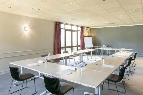 Hôtel IBIS Avignon Sud Espaces Affaires Photos
