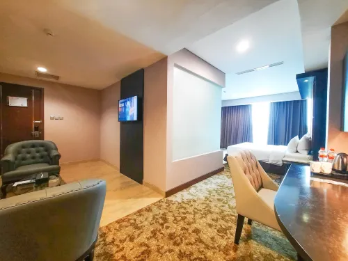 Plaza Inn Kendari Camere Photos