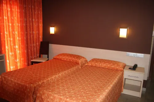 Tossa Beach Center Camere Photos