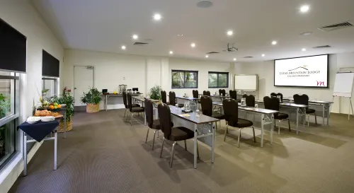 Mercure Clear Mountain Lodge Espaces Affaires Photos