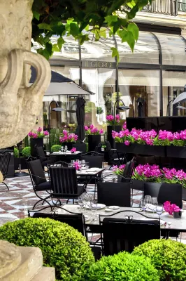 Four Seasons Hotel George V Paris Ăn uống Photos