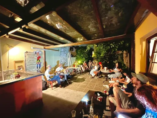 Studios Arabas Restauration Photos