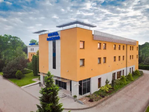 Premium Hotel Bacero Wrocław Extérieur Photos