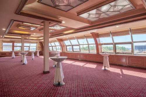 Crowne Plaza - Minsk, an IHG Hotel Espaces Affaires Photos
