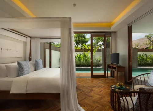 The Legian Seminyak, Bali Kamar Photos