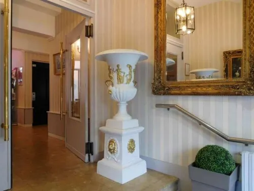 Brit Hotel Privilège le Royal - Centre Gare Circondario Photos