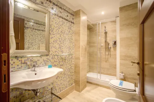 Aurelius Art Gallery Hotel Rooms Photos