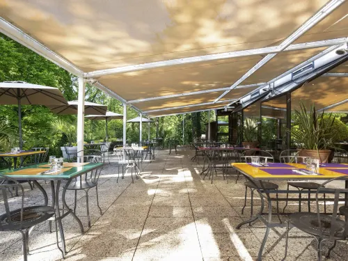Novotel Aix-en-Provence Pont-De-l'Arc Fenouillères Dining Photos