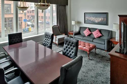 Embassy Suites by Hilton Portland Downtown Photos