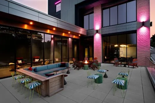 Aloft Kansas City Country Club Plaza À proximité de l'hôtel Photos
