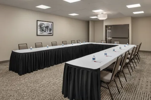 Wingate by Wyndham South Bend/Notre Dame Business Facilities Photos