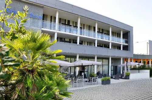 Golden Tulip Pornic من الخارج Photos