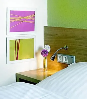 Hotel Tessin Zimmer Photos