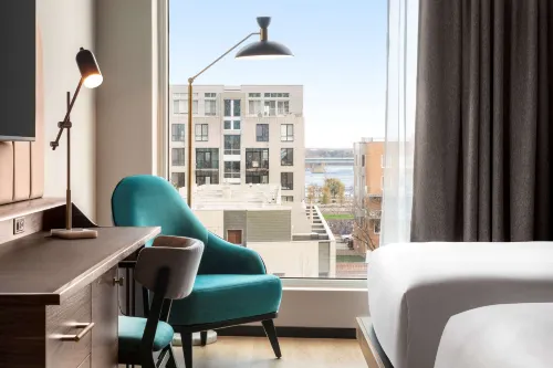 Hyatt Centric Montreal Rooms Photos