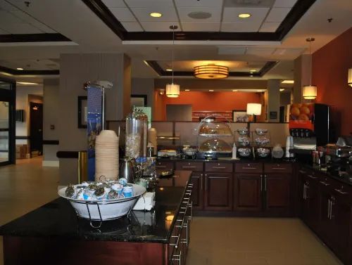 Hampton Inn College Park Ristorazione Photos