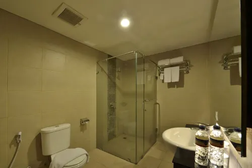 Dafam Hotel Cilacap Zimmer Photos