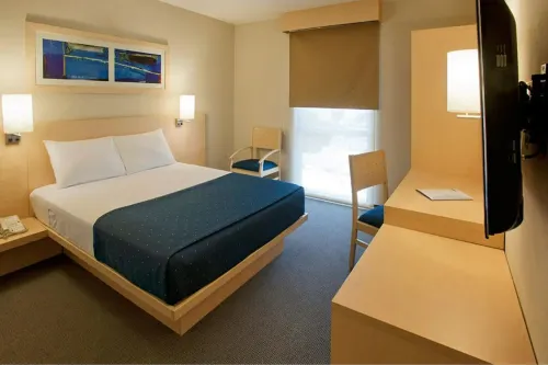 Holiday Inn Express Morelia Centro Historico Photos