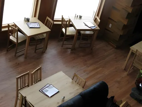 Basecamp Lodge Golden Dining Photos
