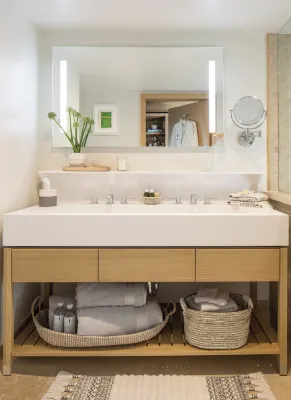 Malibu Beach Inn Kamar Photos